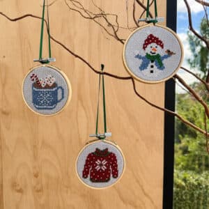 Pomp Stitch - Cozy juleophæng 3 stk